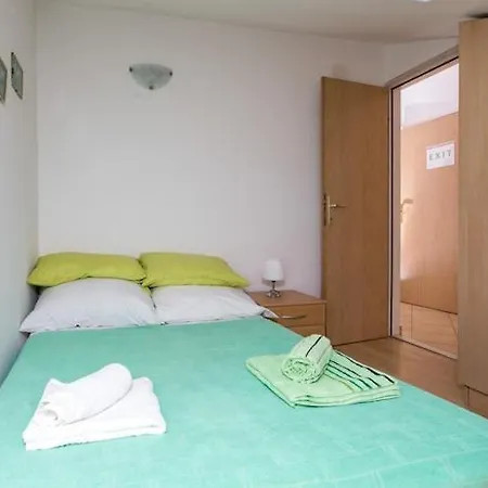 Lala - Two Bedroom With Sea View Lägenhet *