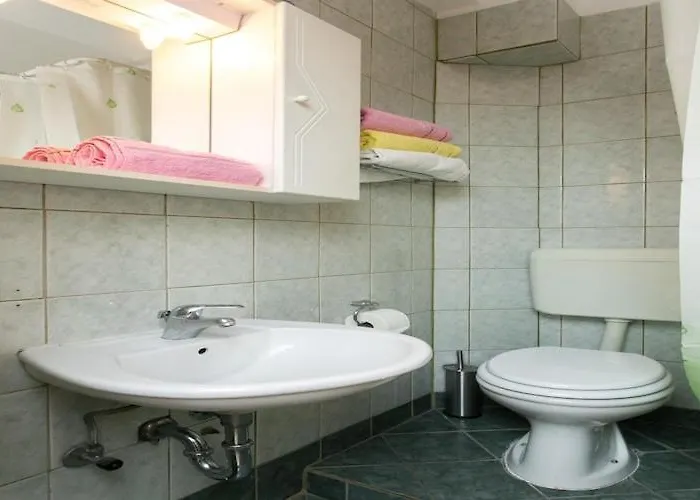 Lala - Two Bedroom With Sea View דירה דוברובניק