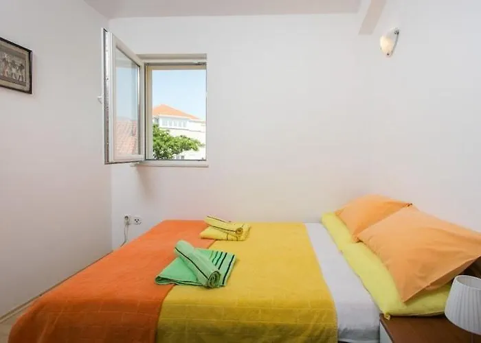 Apartmán Lala - Two Bedroom With Sea View